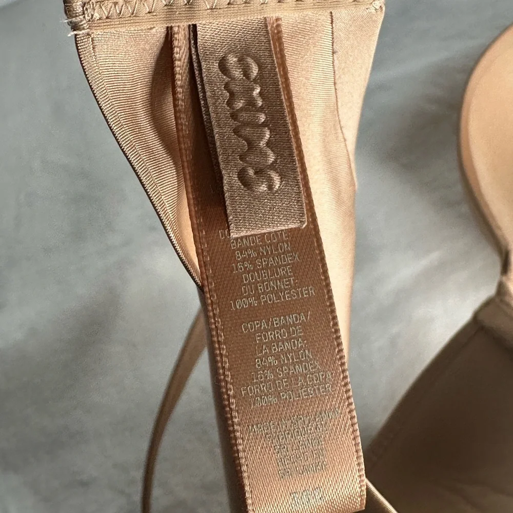 Skims Kim Kardashian ultimate teardrop clay tan nude pushup Bra 36C